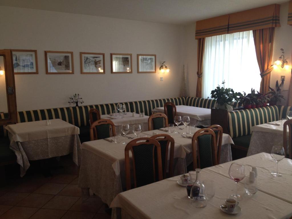 Hotel Ristorante Genzianella Madonna Zewnętrze zdjęcie