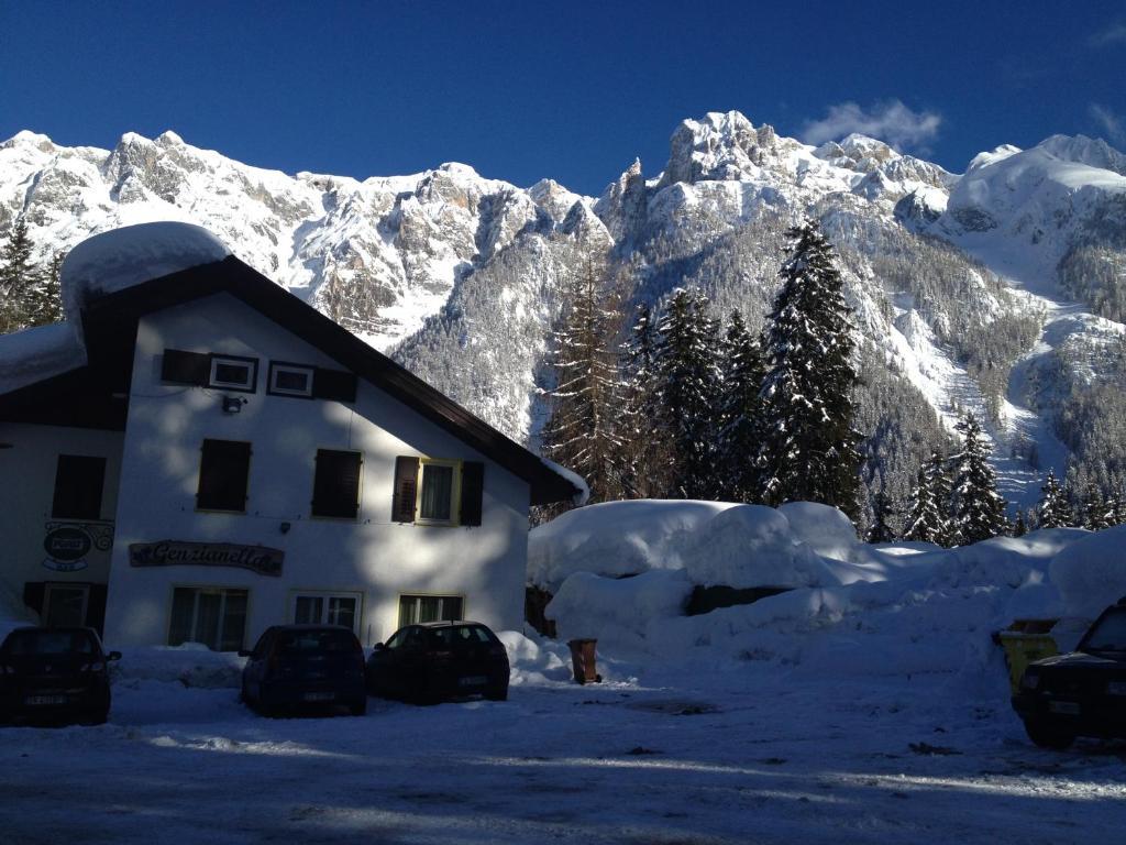 Hotel Ristorante Genzianella Madonna Zewnętrze zdjęcie